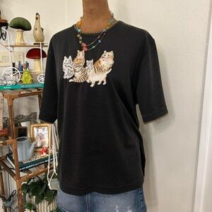 Cottagecore 90s BonWorth DarkGrey Embroidered Cat Short Sleeve Top w Brown Trim